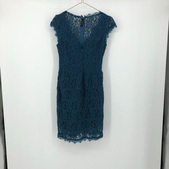 SOLD - Babaton Tobias teal lace dress size 8 - Picture 16 of 16